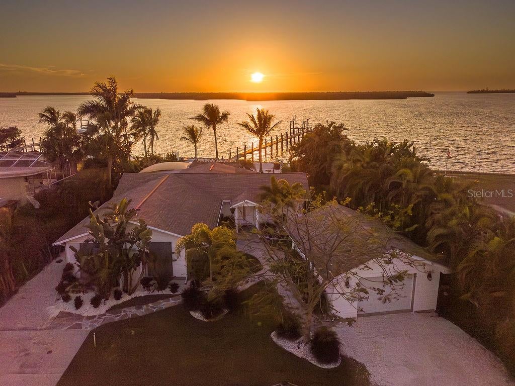 3 Michiana Pl, Terra Ceia, FL 34250