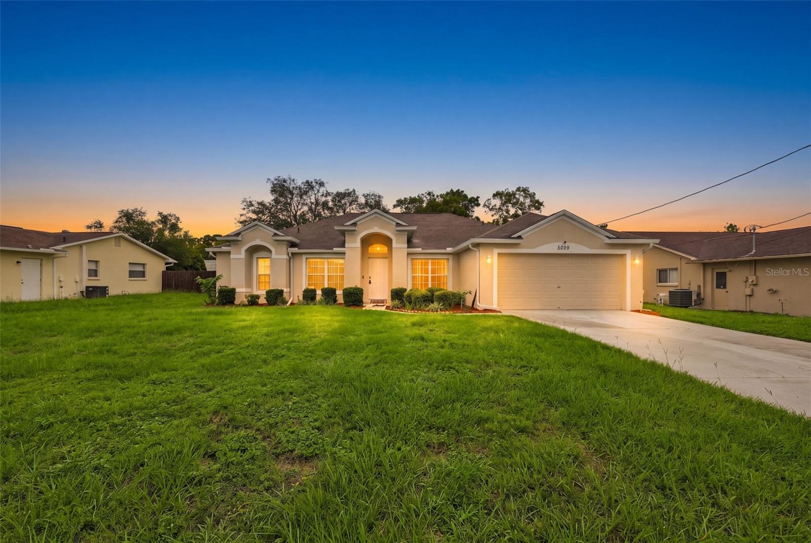 2032 De Carlo Ave, Spring Hill, FL 34608 photo
