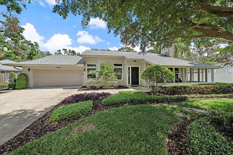 Single Family Residence in SARASOTA FL 1046 GREYSTONE LANE.jpg