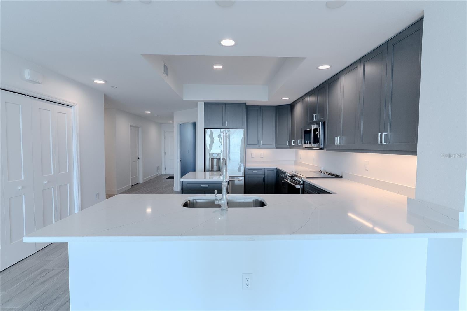 125 Island Way 503, Clearwater Beach, FL 33767 photo