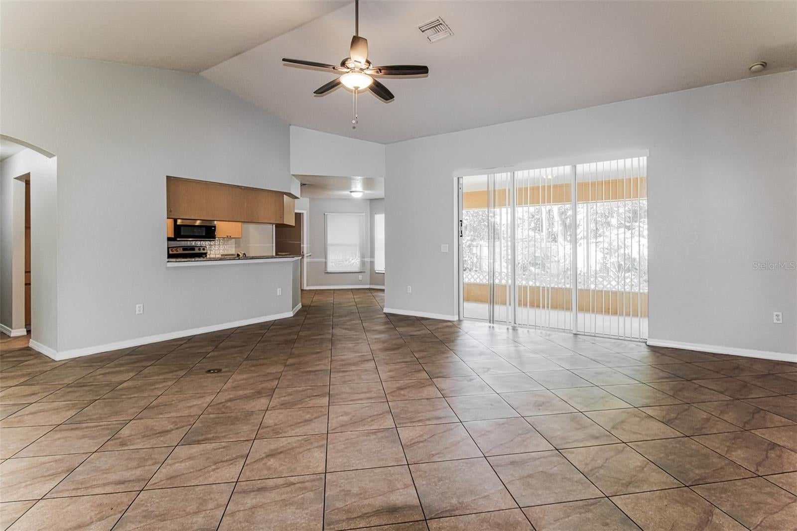 6410 Jamaica Rd, Spring Hill, FL 34606 photo