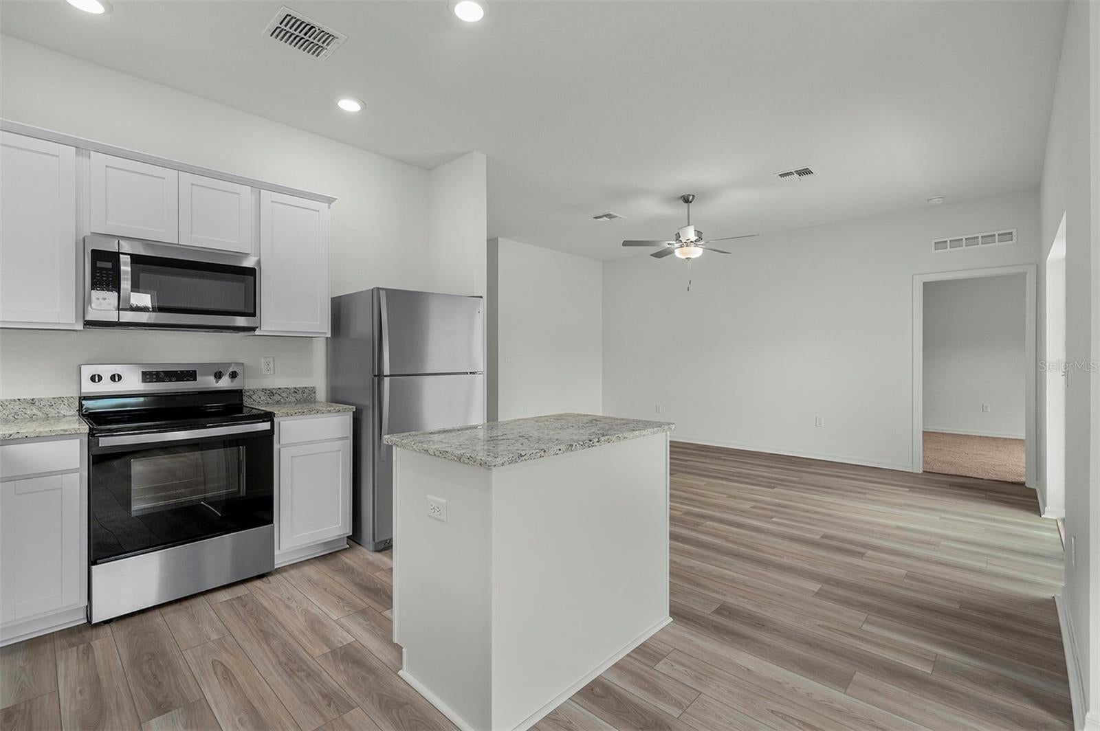 13372 Tula Loop, Astatula, FL 34705 photo