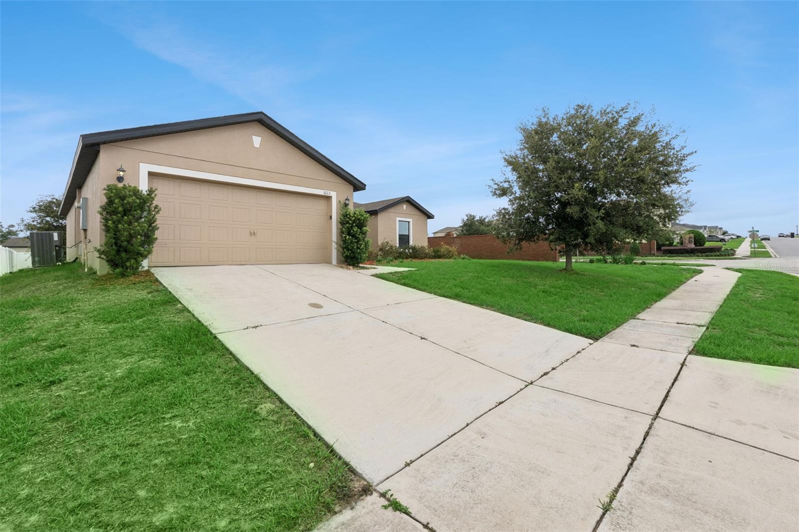 1665 Luft Ln, Mascotte, FL 34753 photo