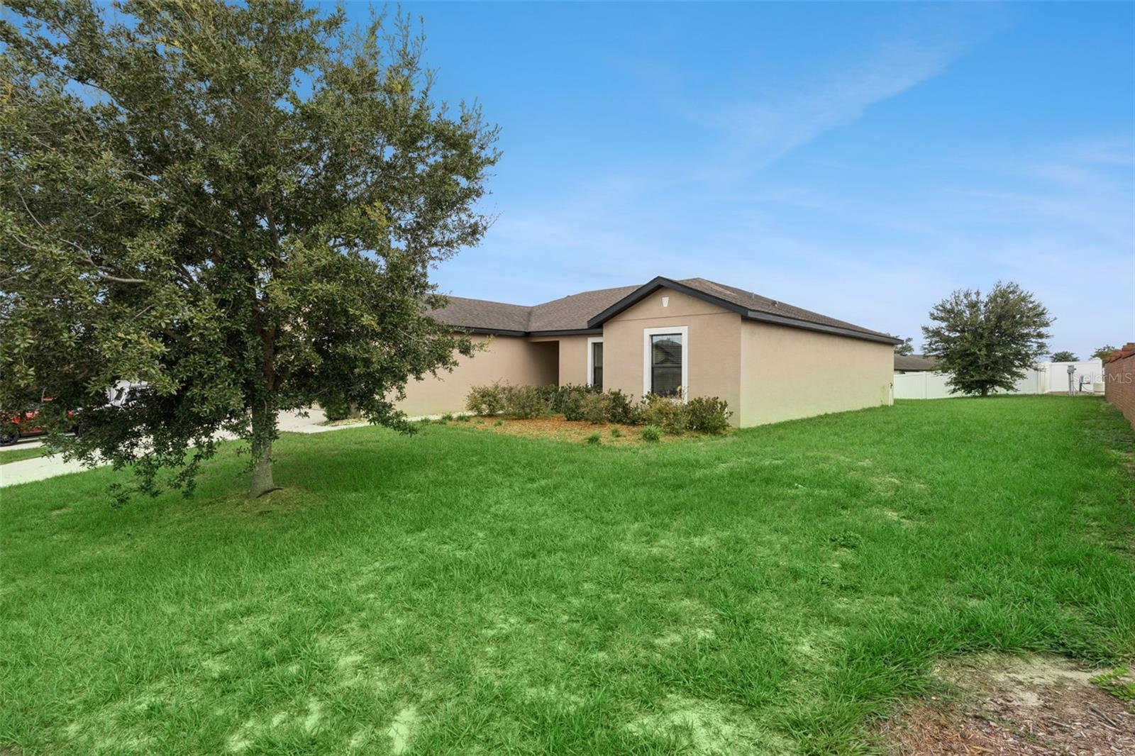 1665 Luft Ln, Mascotte, FL 34753 photo