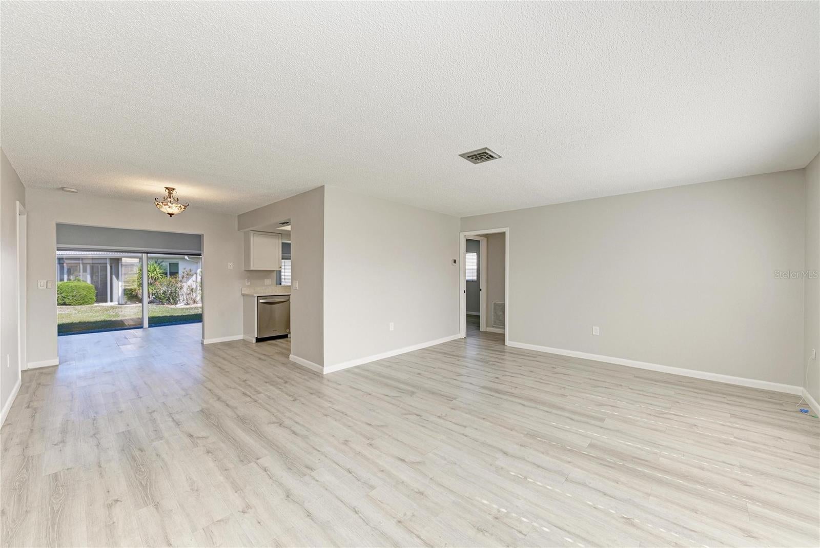140 Circlewood Dr #C 1 4, Venice, FL 34293 photo