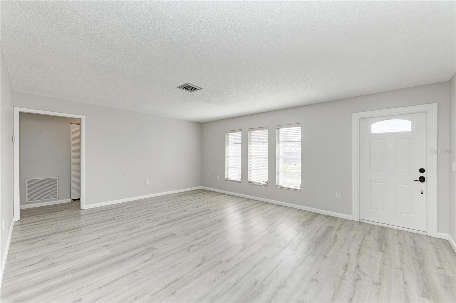 140 Circlewood Dr #C 1 4, Venice, FL 34293 photo