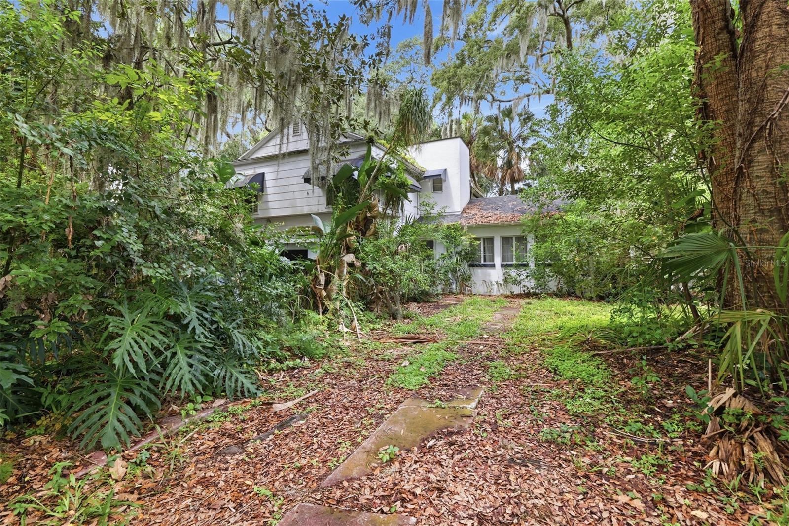815 9 St, Leesburg, FL 34748