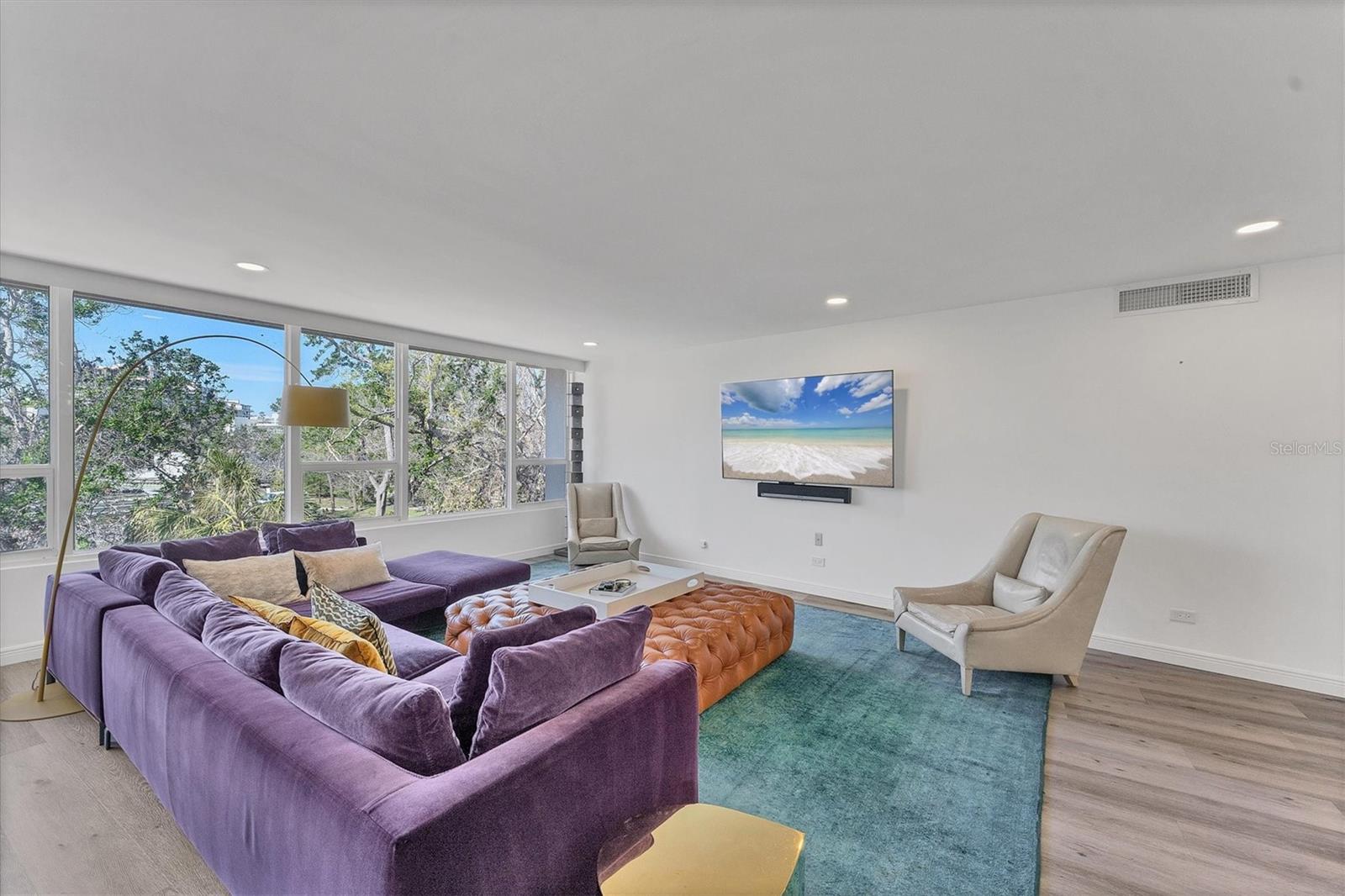 100 Sands Point Rd #323, Longboat Key, FL 34228 photo