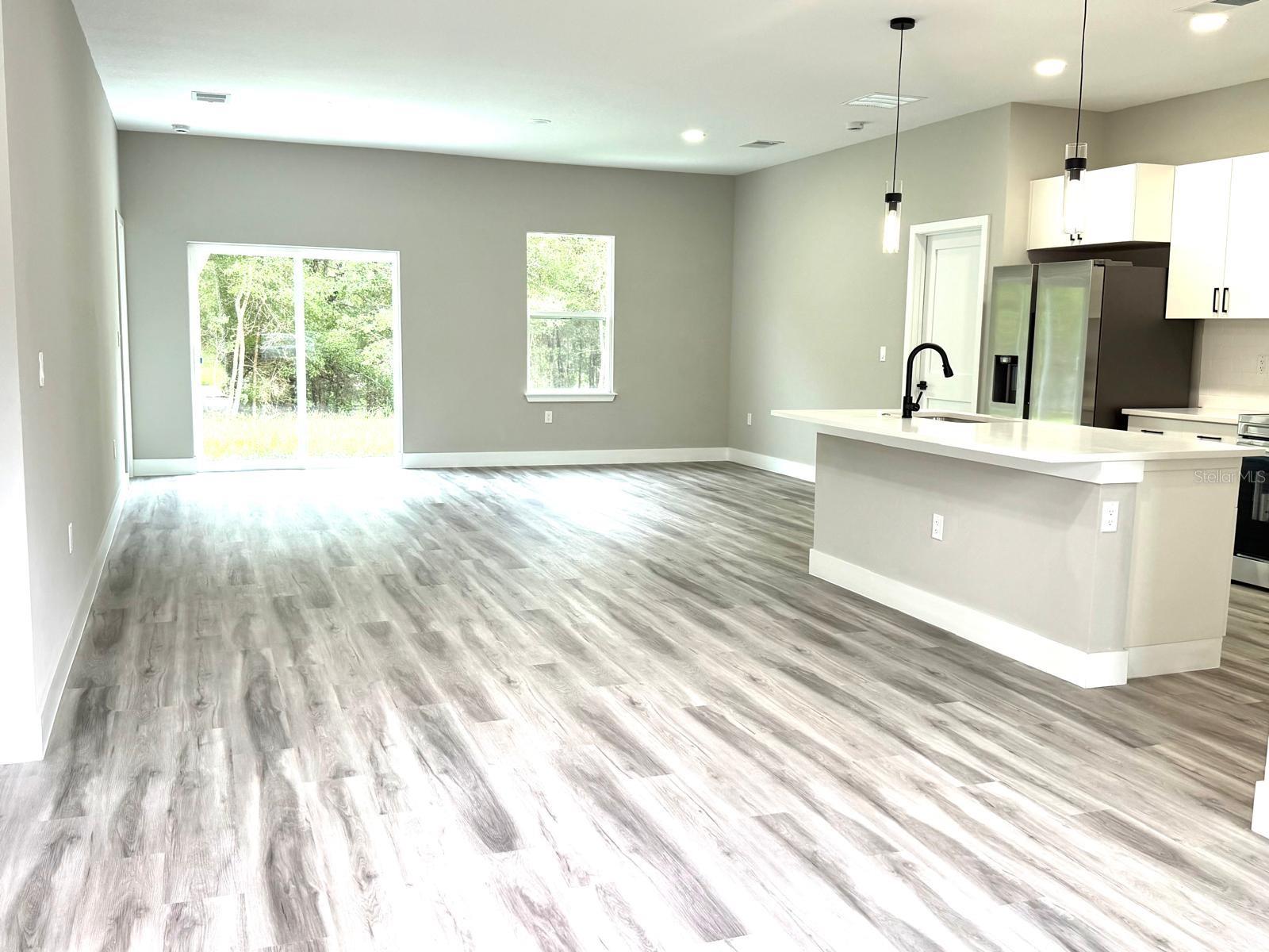 1864 W Roseboro Dr, Citrus Springs, FL 34434 photo