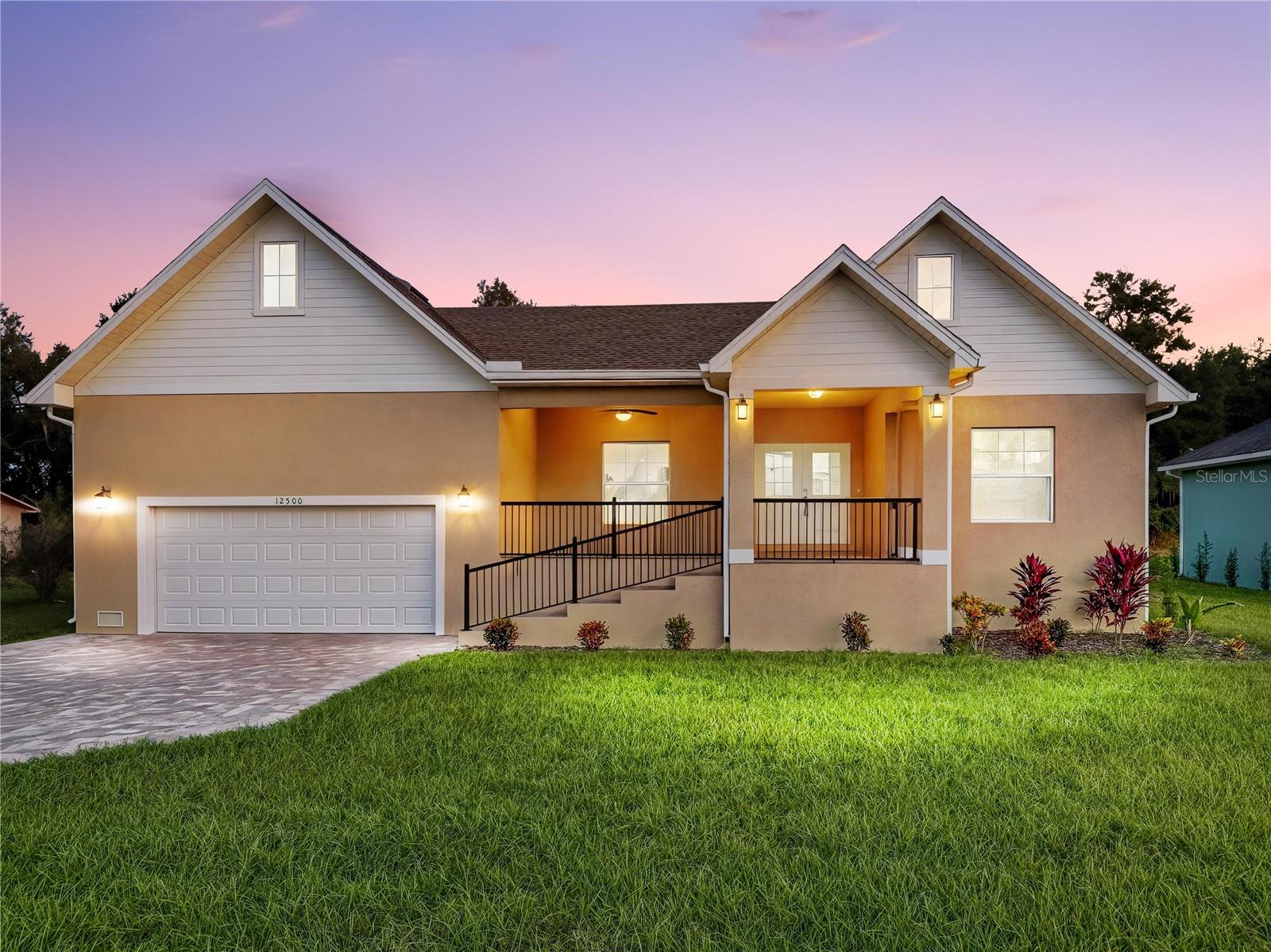 12500 Green Oak Ln, Dade City, FL 33525