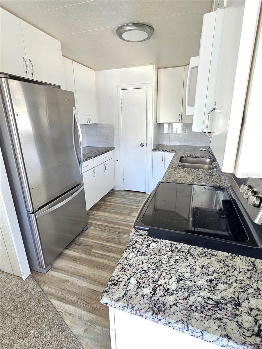 205 Via Veneto, Venice, FL 34285 photo
