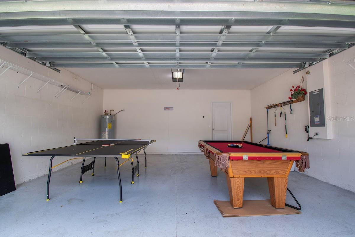 10108 Hawk Storm Ave, Tampa, FL 33610 photo