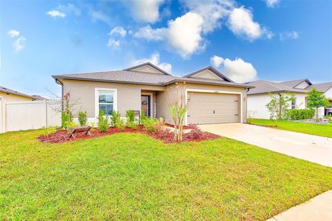 Single Family Residence in SPRING HILL FL 12960 CONQUISTADOR LOOP.jpg