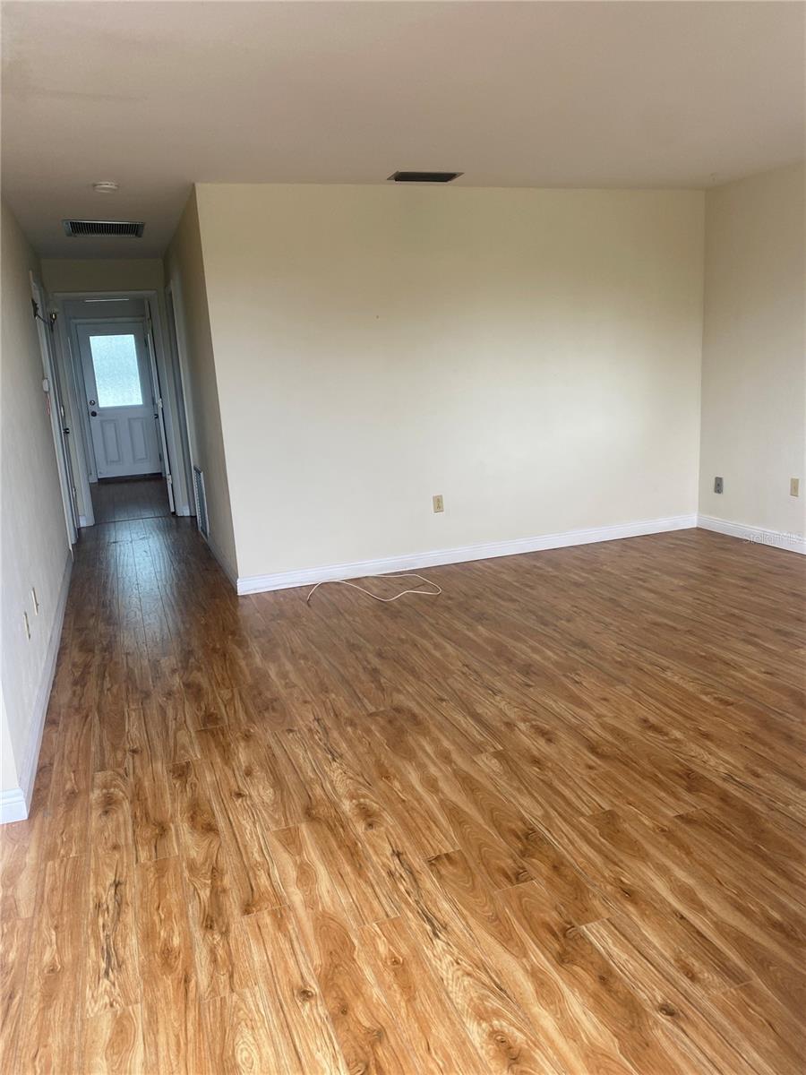 11224 82 Ave #301, Seminole, FL 33772 photo