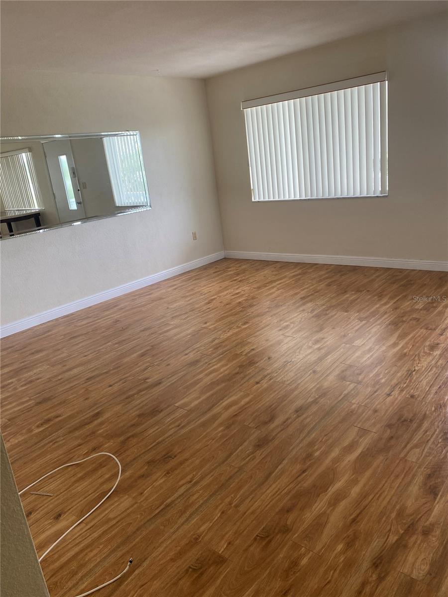 11224 82 Ave #301, Seminole, FL 33772 photo