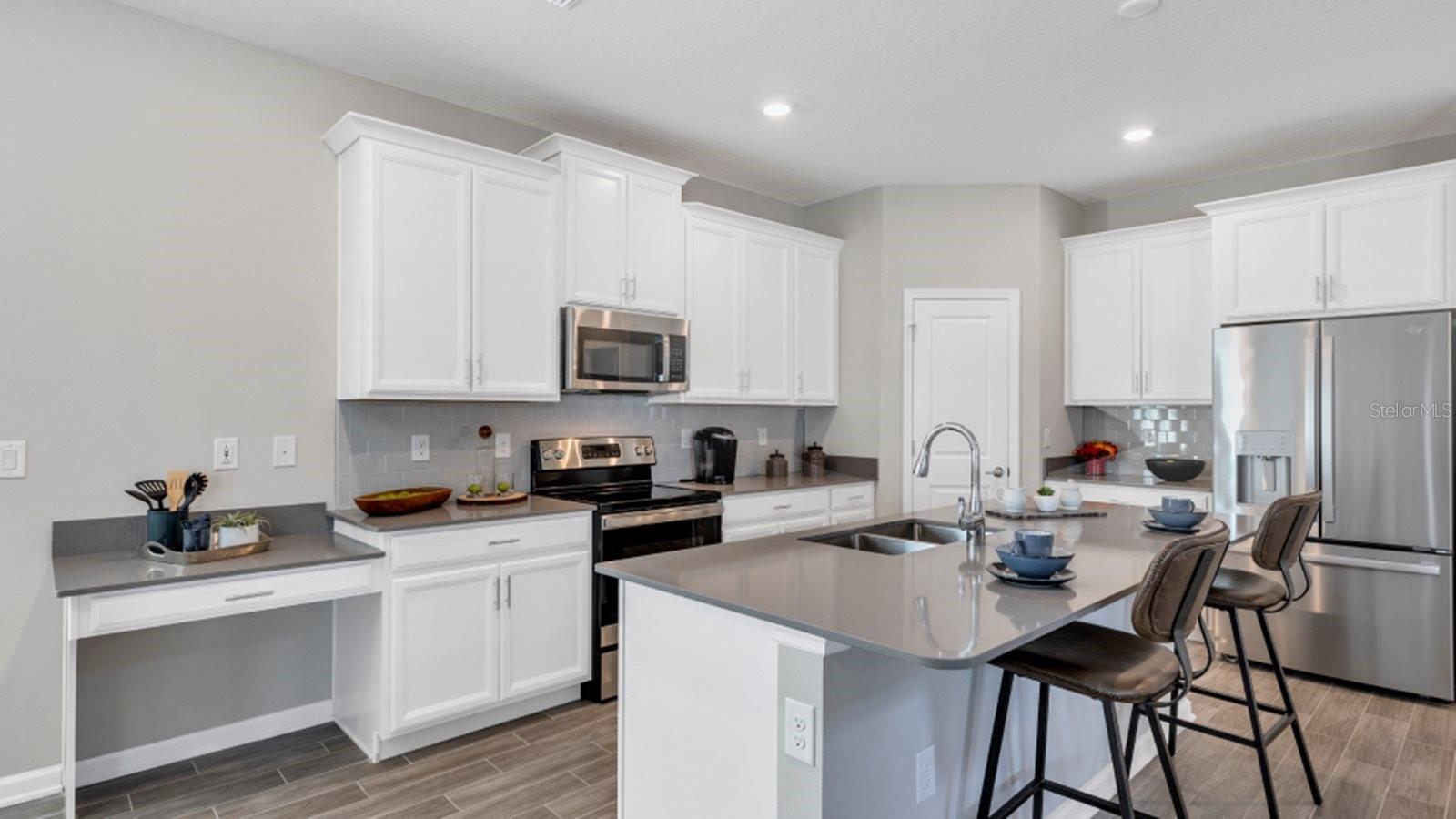 5626 Ronin Dr, Saint Cloud, FL 34771 photo
