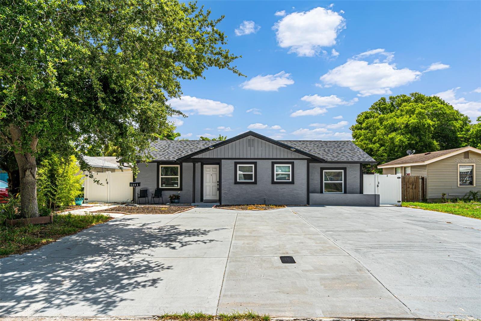1305 29 St, Bradenton, FL 34205