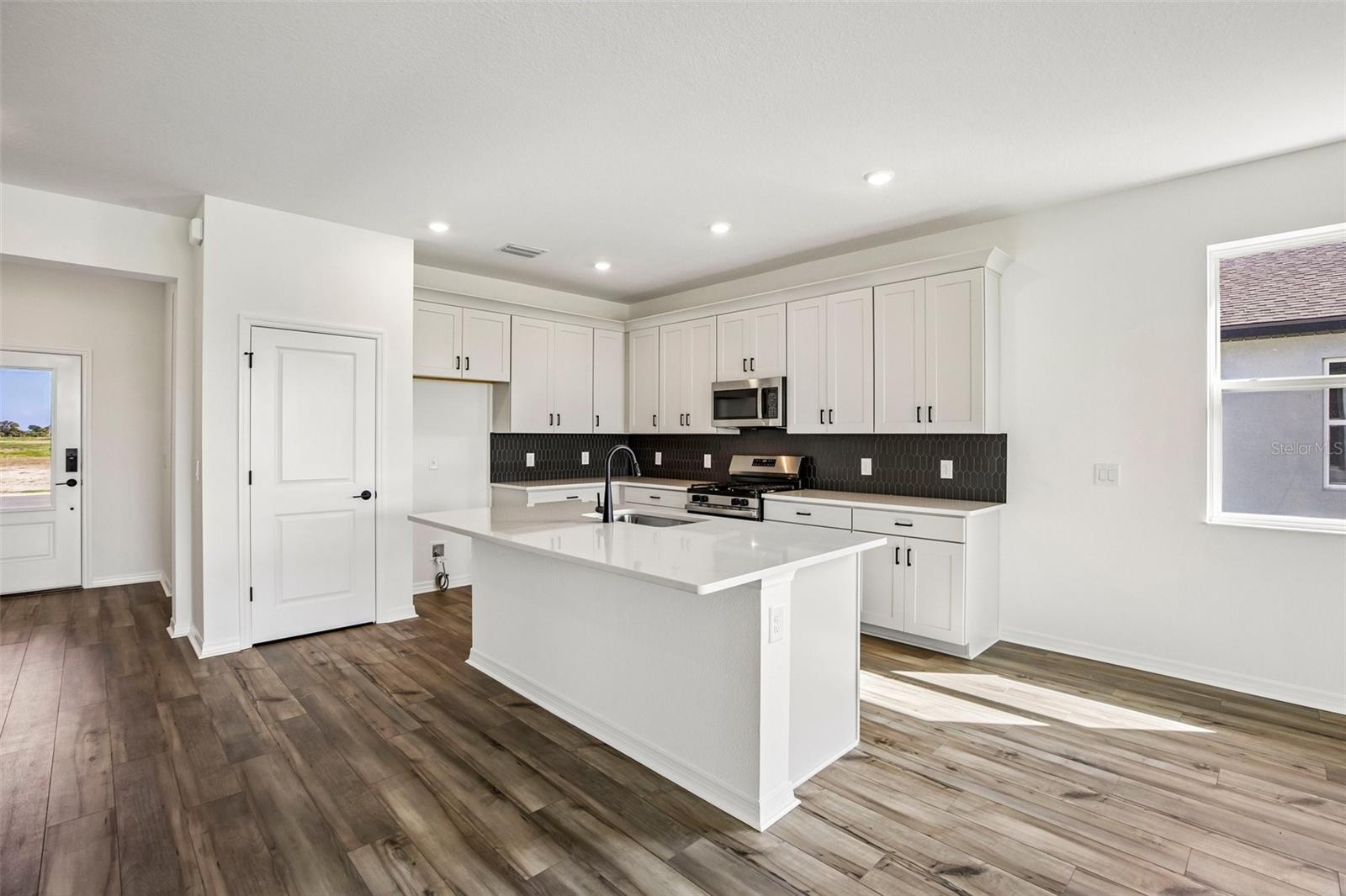 13810 Bertrand Ave, Palmetto, FL 34221 photo