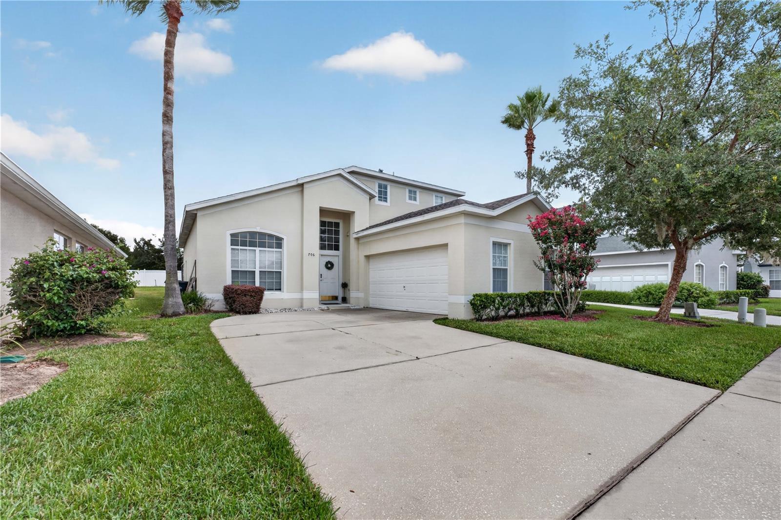 706 Lockbreeze Dr, Davenport, FL 33897 photo