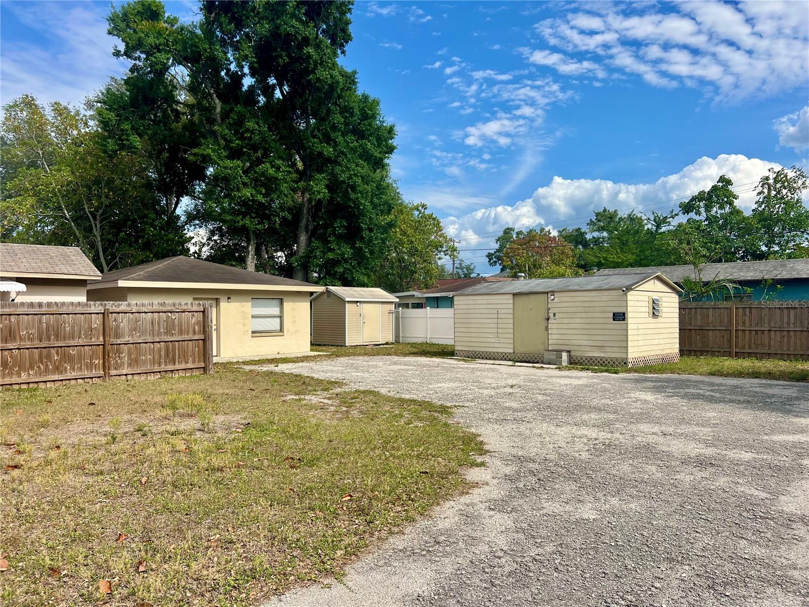 3110 W Ivy St, Tampa, FL 33607 photo