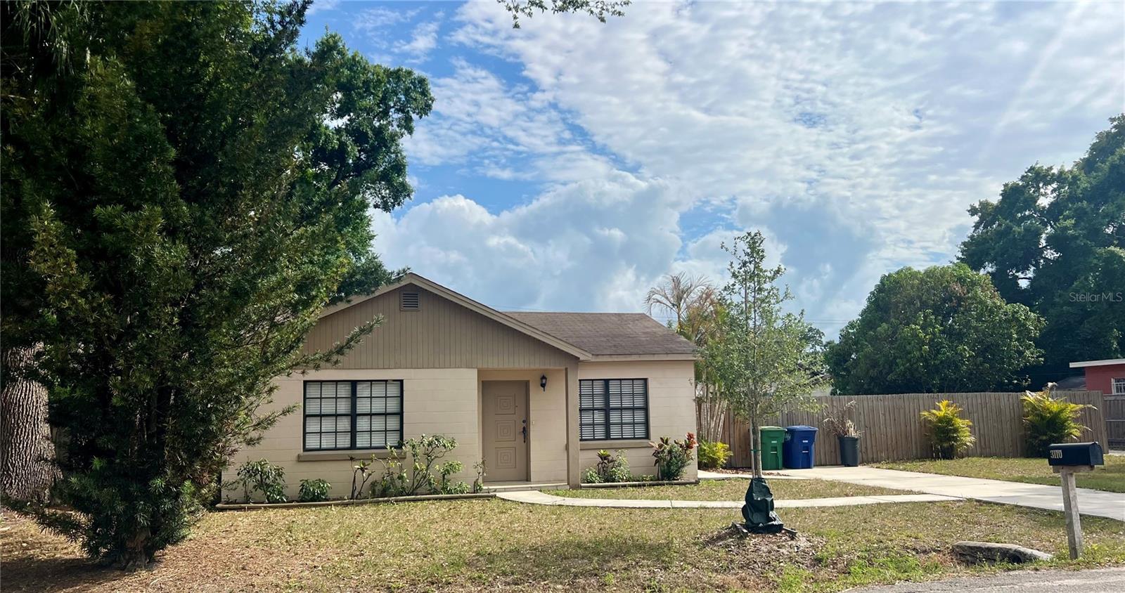 3110 W Ivy St, Tampa, FL 33607 photo
