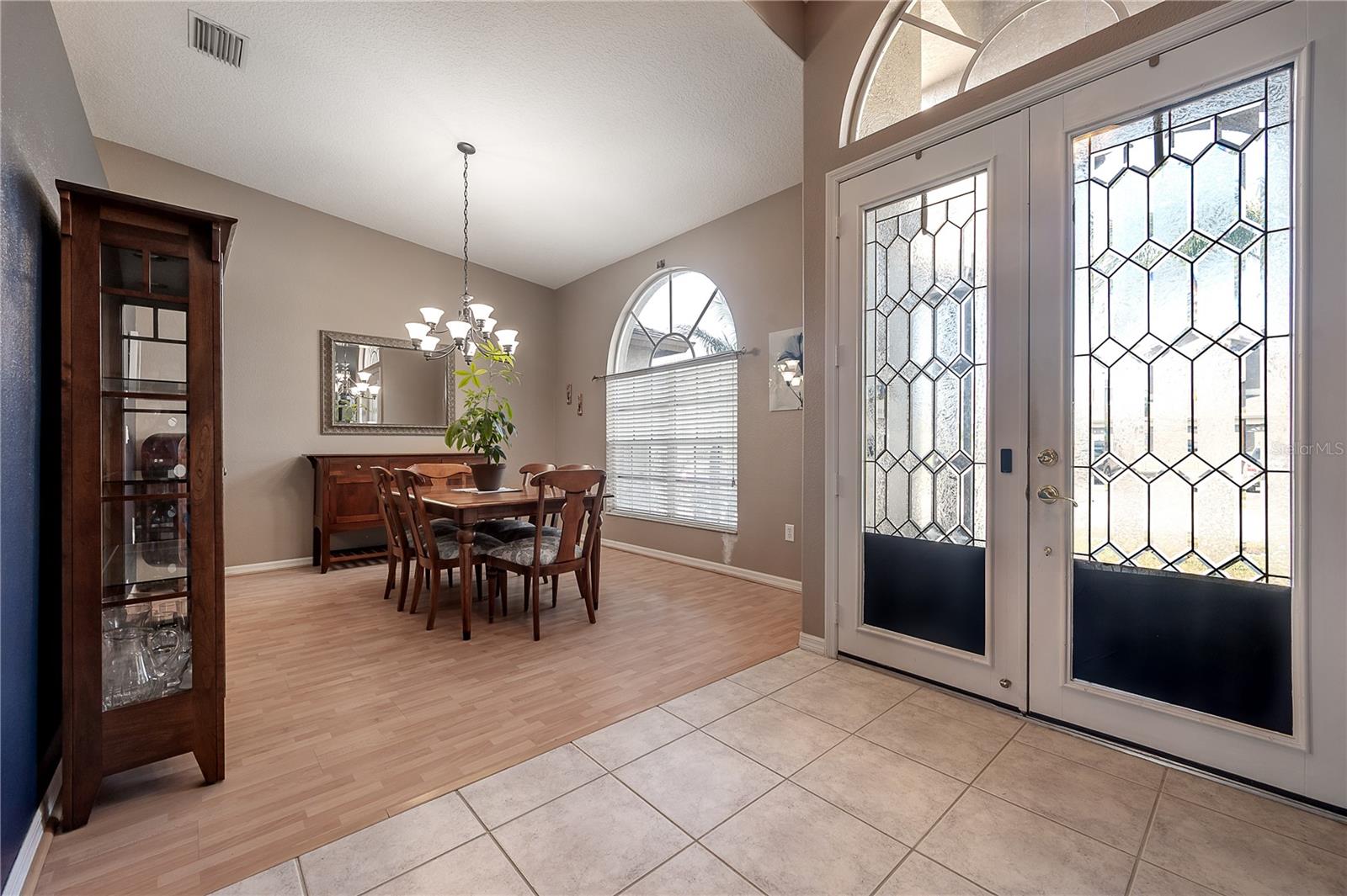 10126 Londonshire Ln, Tampa, FL 33647 photo