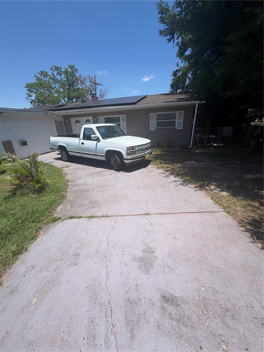 5801 Brookgreen Ave, Orlando, FL 32839 photo