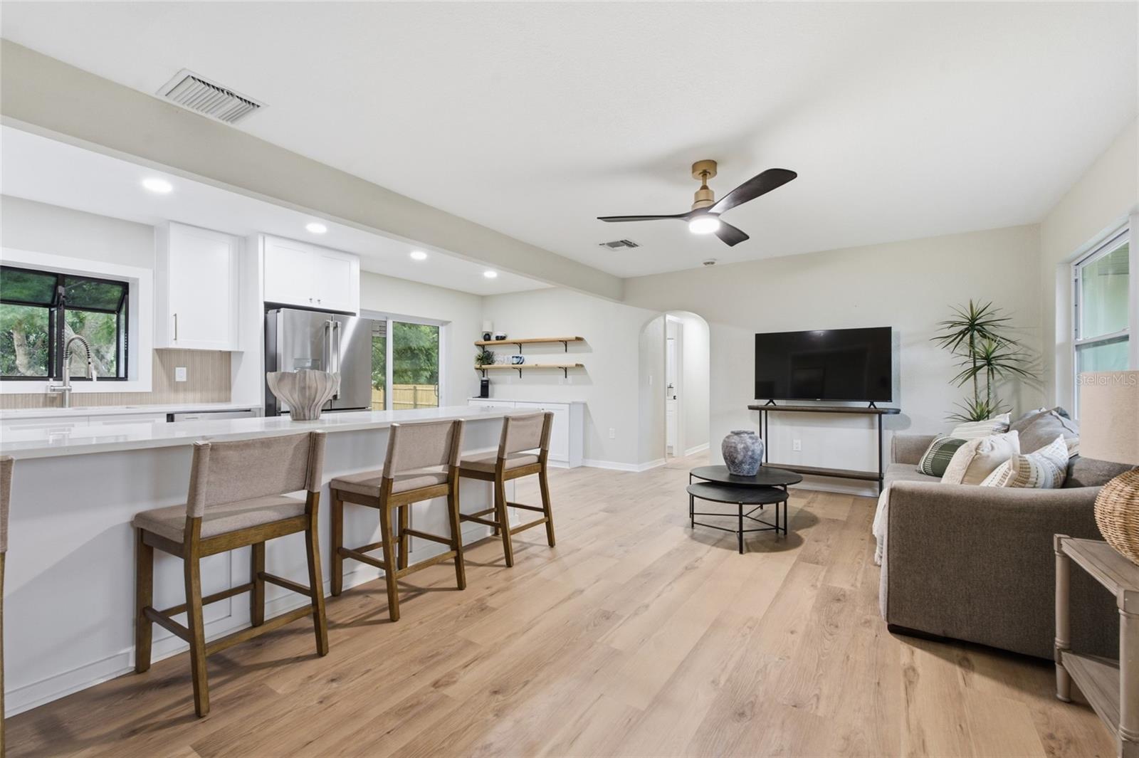 809 Woodcrest Ave, Clearwater, FL 33756 photo