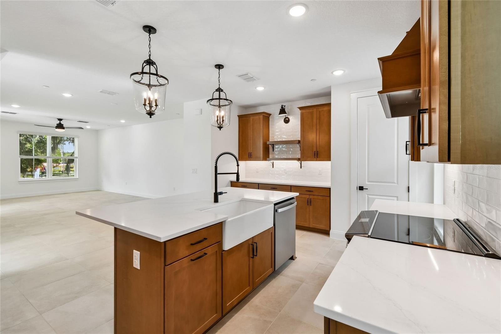 194 Pasquala, Oviedo, FL 32765 photo
