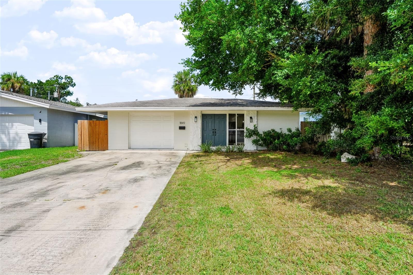 1849 New Hampshire Ave, Saint Petersburg, FL 33703