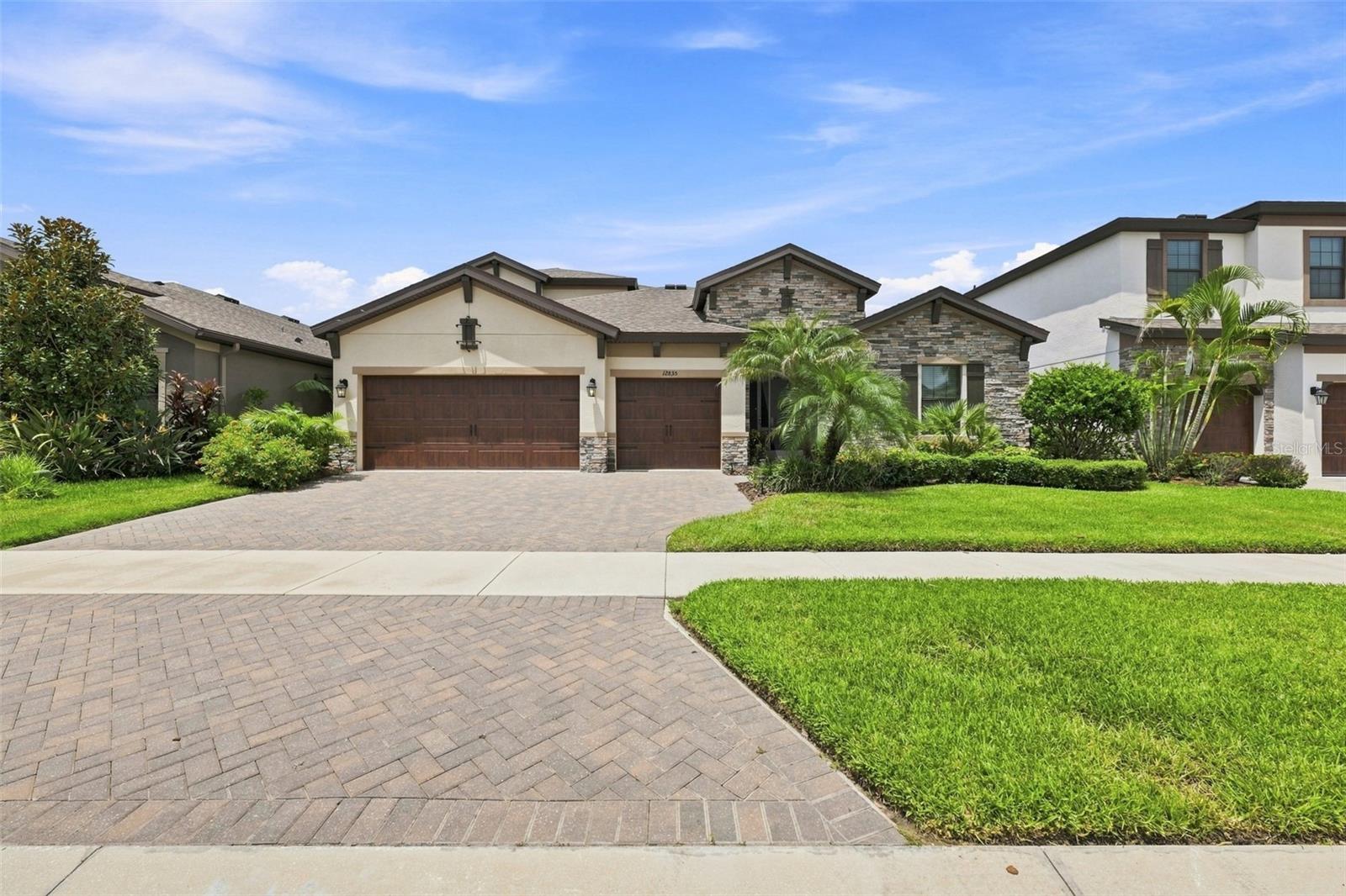 12835 Satin Lily Dr, Riverview, FL 33579