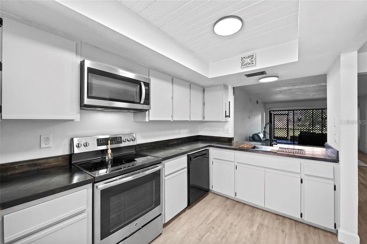 5785 Summer Side Ln #4 A, Sarasota, FL 34231 photo