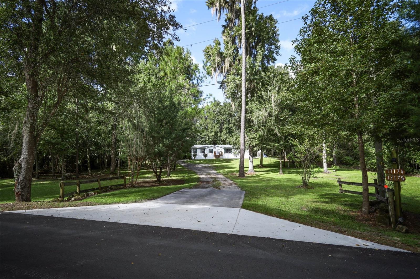 13174 30 Ct, Belleview, FL 34420
