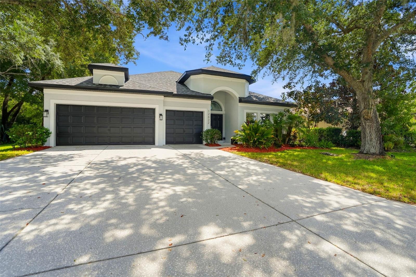 12632 Flamingo Pkwy, Spring Hill, FL 34610 photo