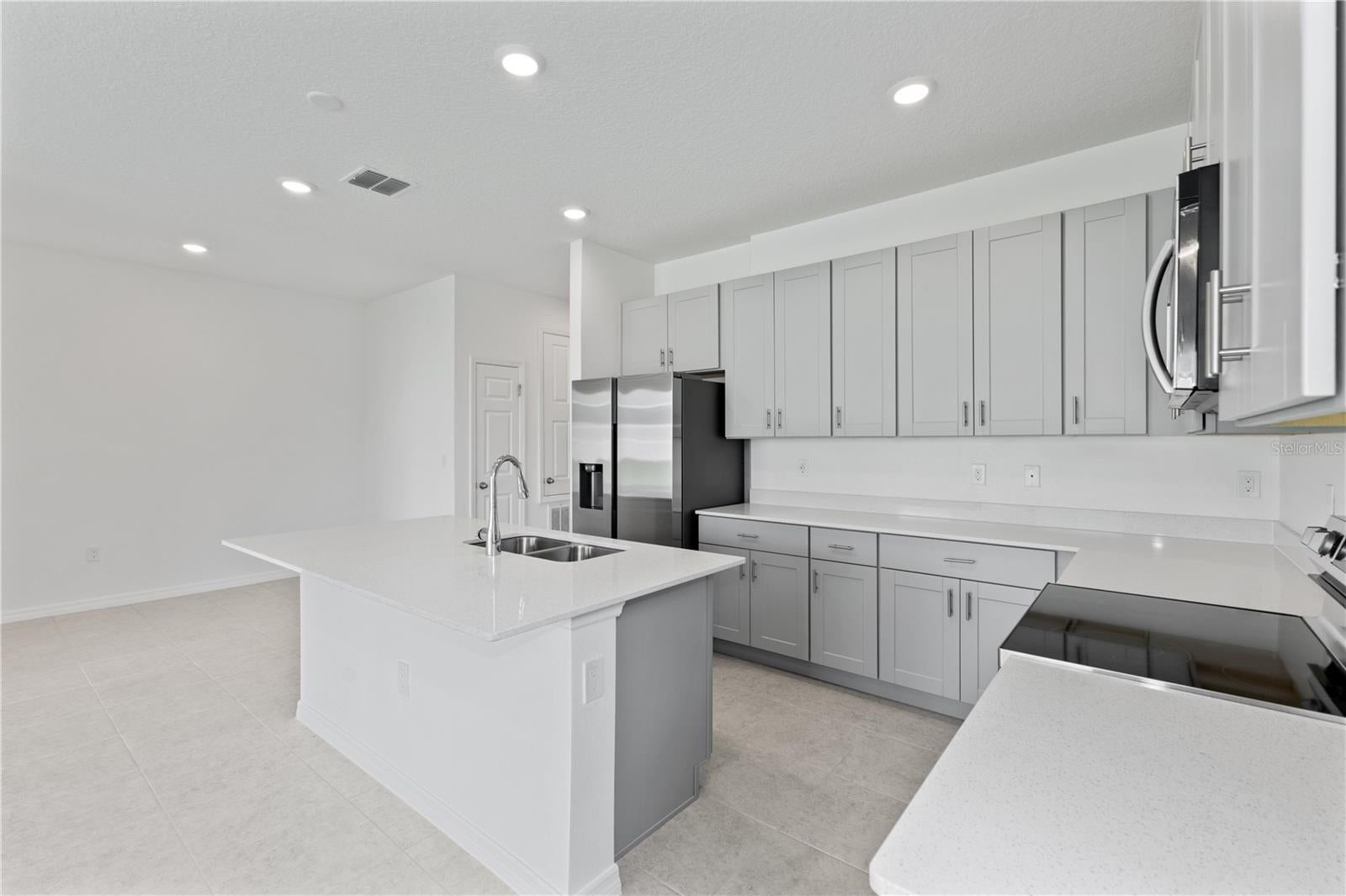 491 Silver Palm Dr, Haines City, FL 33844 photo