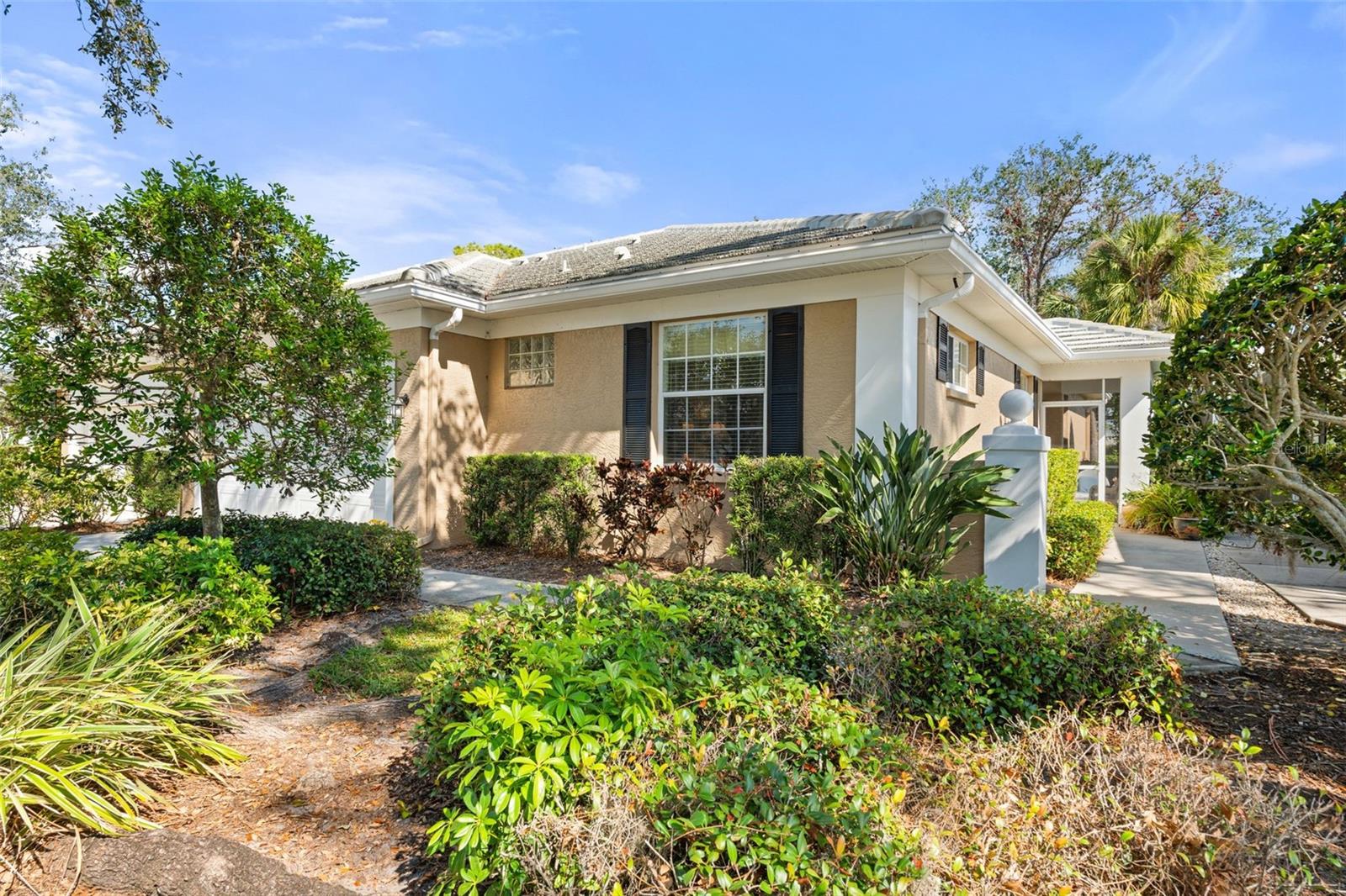 905 Barclay Ct, Venice, FL 34293