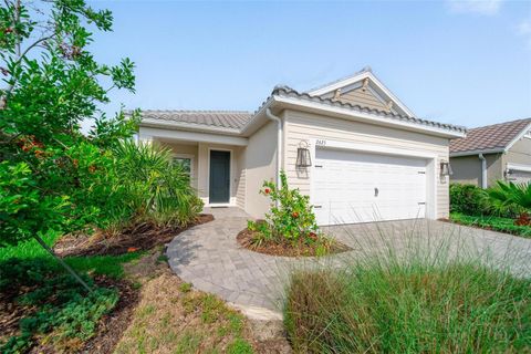 Single Family Residence in SARASOTA FL 2625 STAR APPLE WAY.jpg