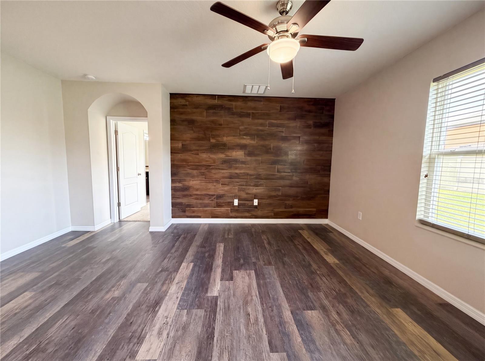 16415 Treasure Point Dr, Wimauma, FL 33598 photo