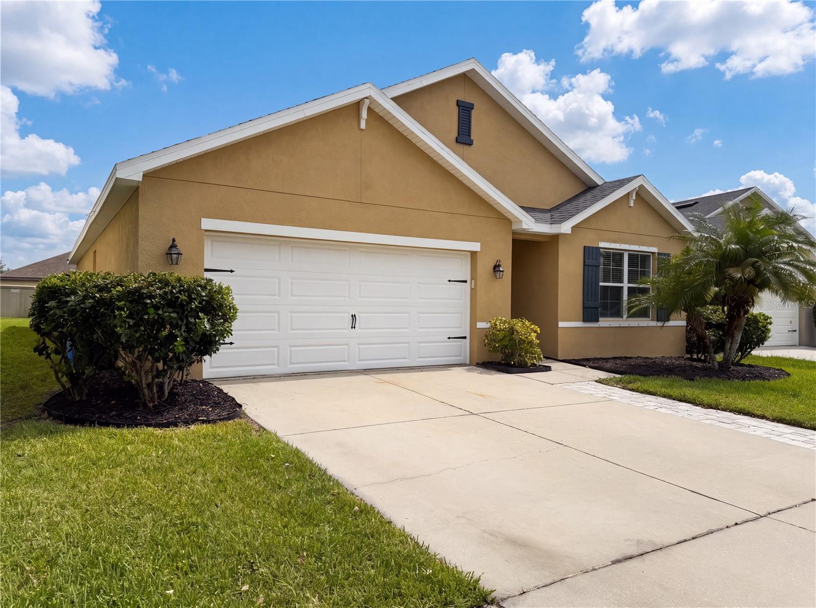 16415 Treasure Point Dr, Wimauma, FL 33598 photo