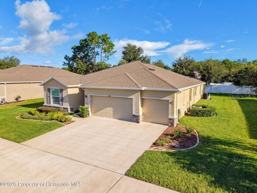 13607 Fairdale Ln, Spring Hill, FL 34609 photo