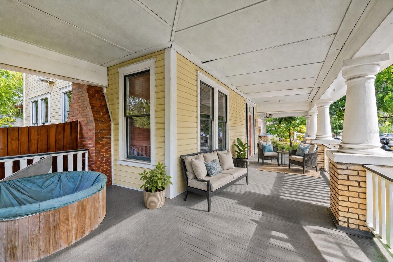 5202 N Seminole Ave, Tampa, FL 33603 photo