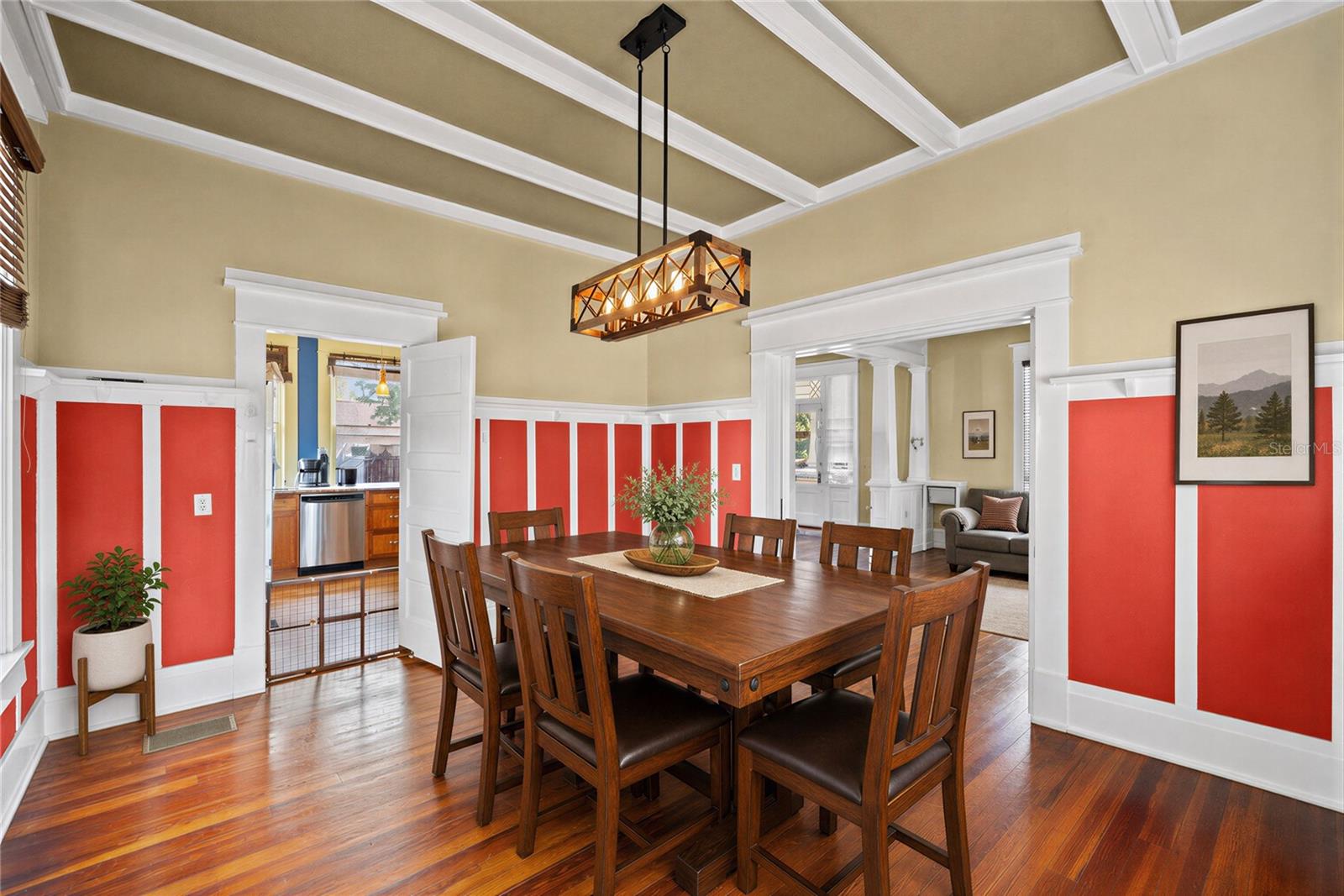 5202 N Seminole Ave, Tampa, FL 33603 photo