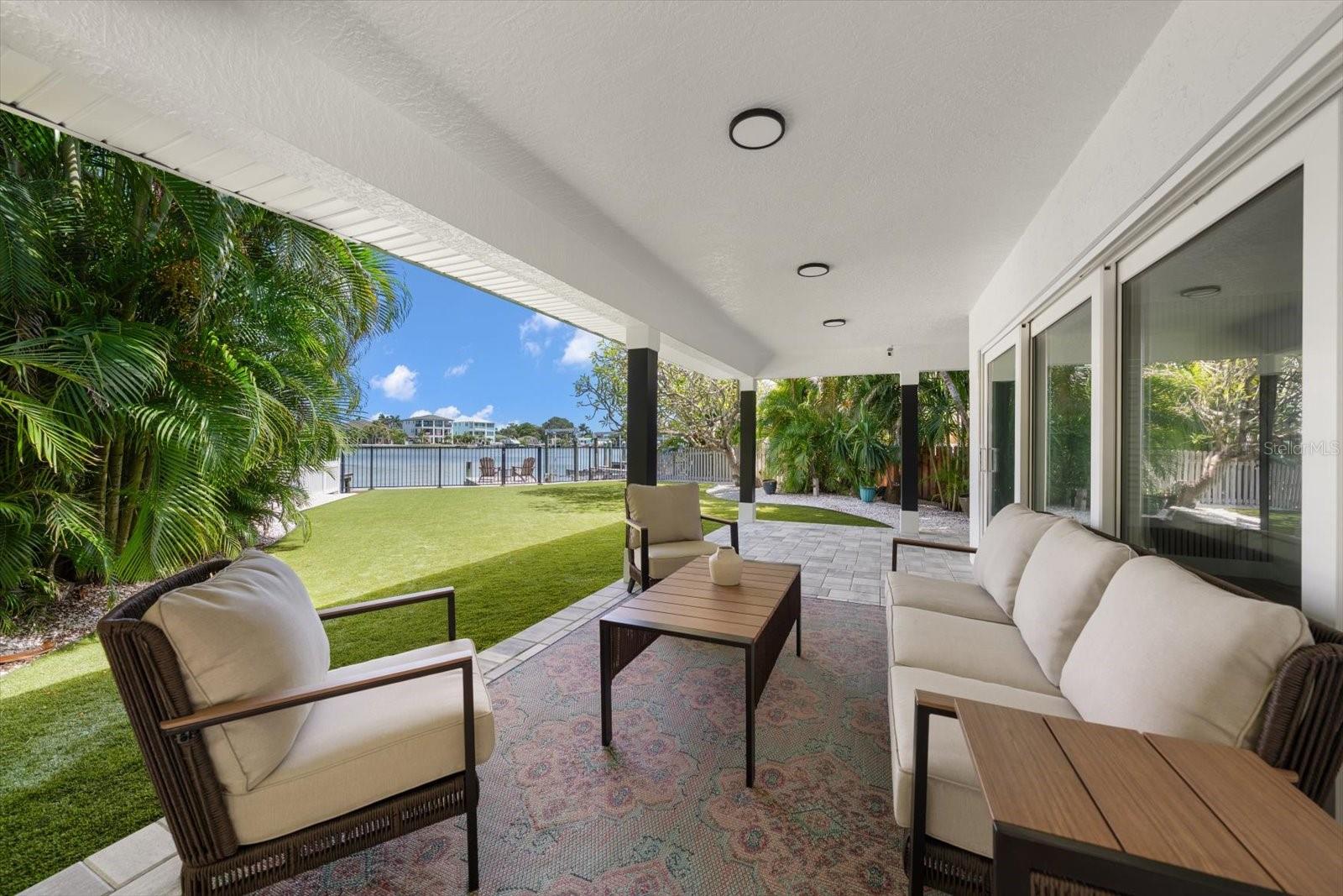 1907 Bay Blvd, Indian Rocks Beach, FL 33785 photo