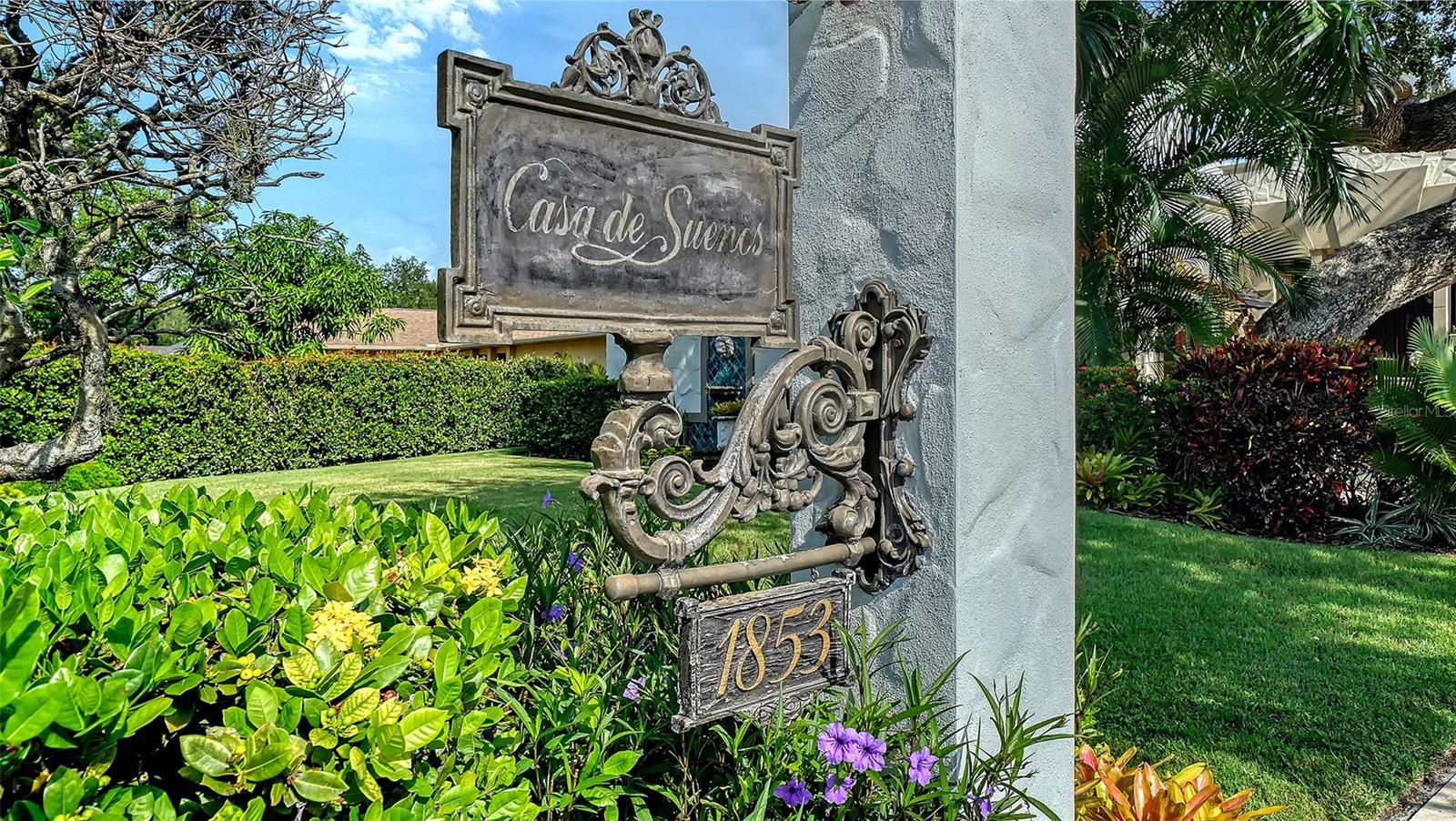 1853 Fiesta Dr, Sarasota, FL 34231 photo