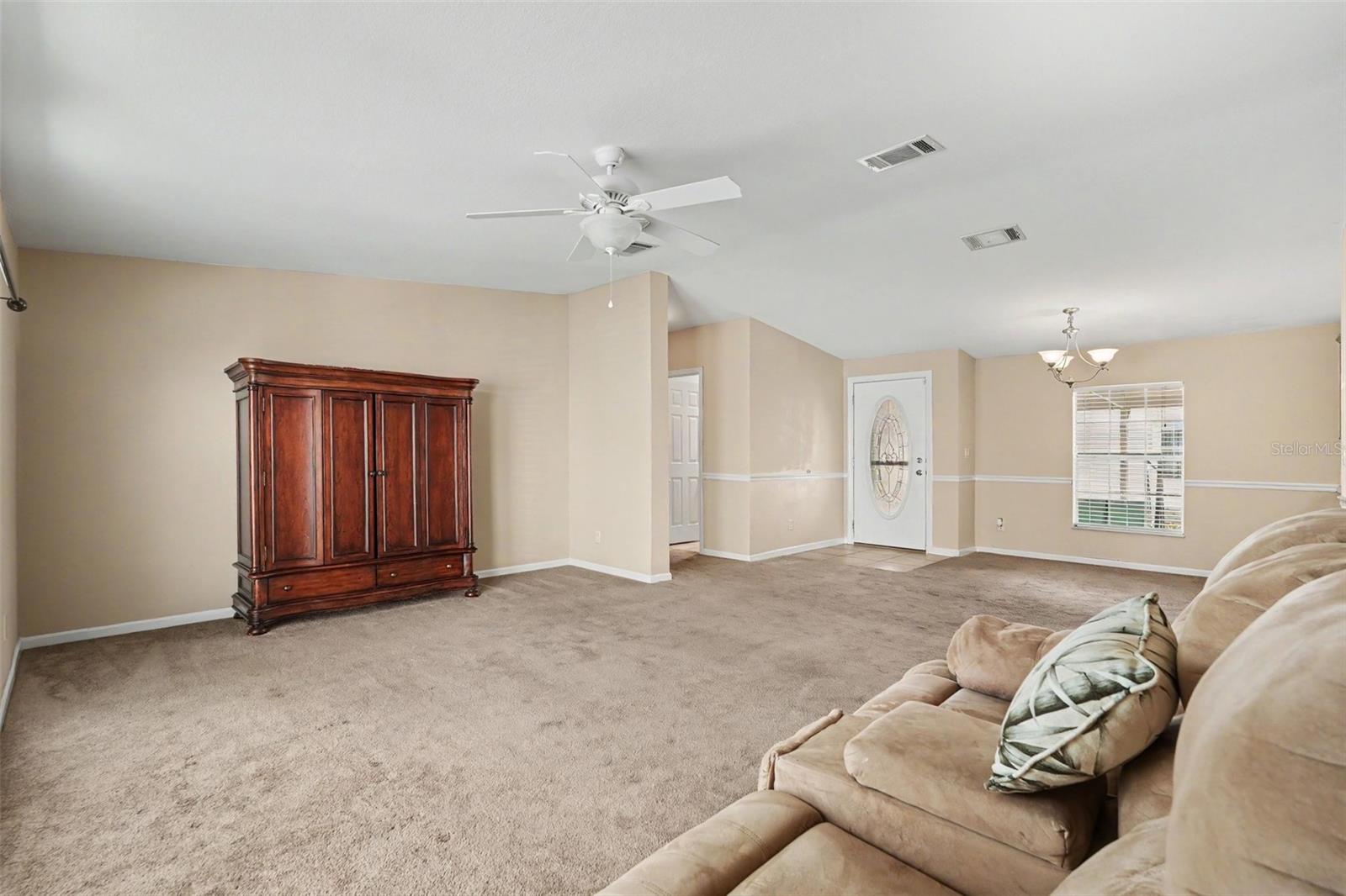 37536 Gill Ave, Zephyrhills, FL 33541 photo