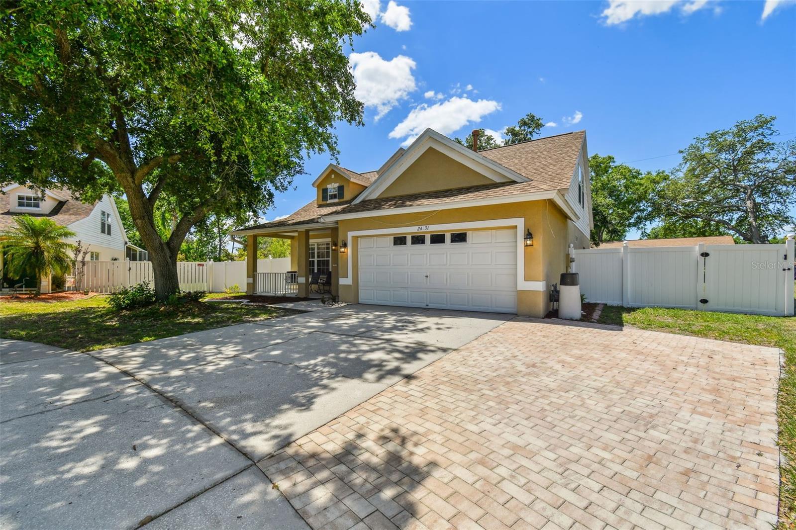 24231 Satinwood Ct, Lutz, FL 33559 photo