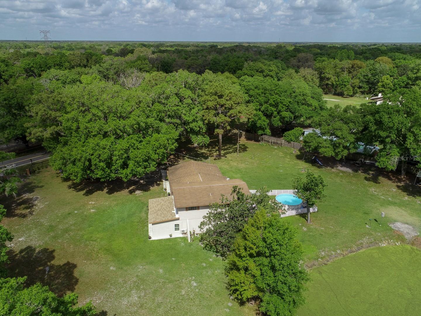 4902 5 Acre Rd, Plant City, FL 33565 photo