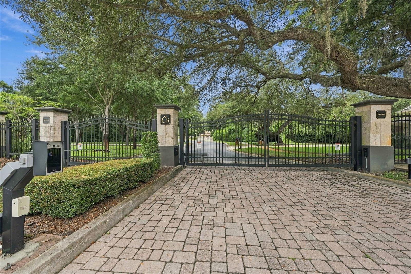 510 Creekside Ct, Safety Harbor, FL 34695 photo