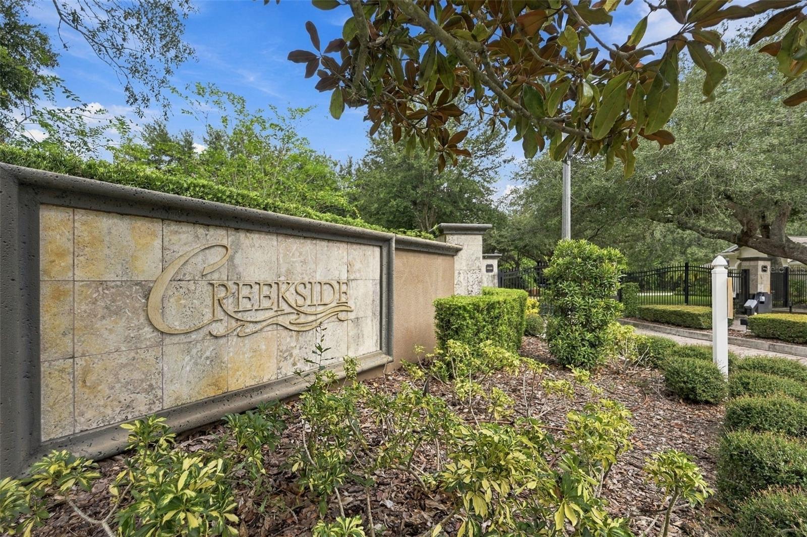 510 Creekside Ct, Safety Harbor, FL 34695 photo