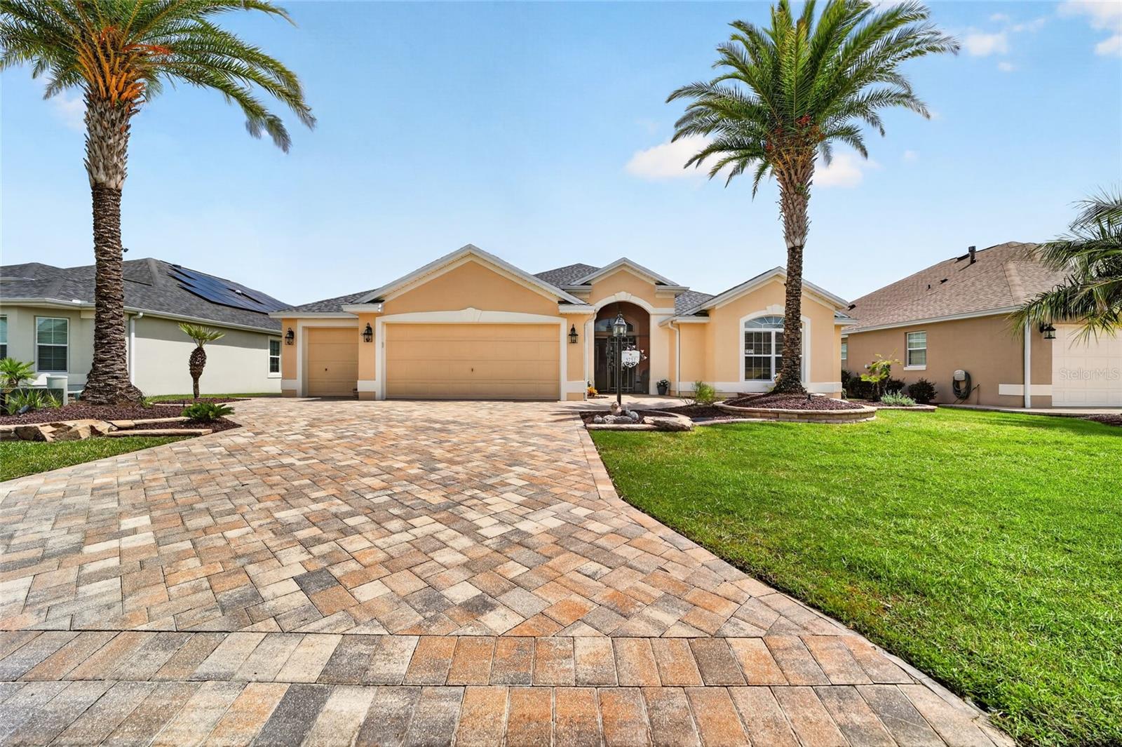 3751 Wine Palm Way, The Villages, FL 32163 photo